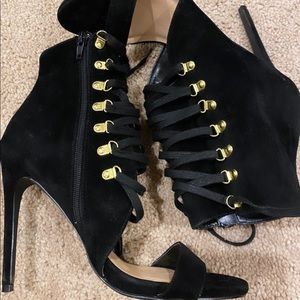 Shoes! Shoes! Shoes!